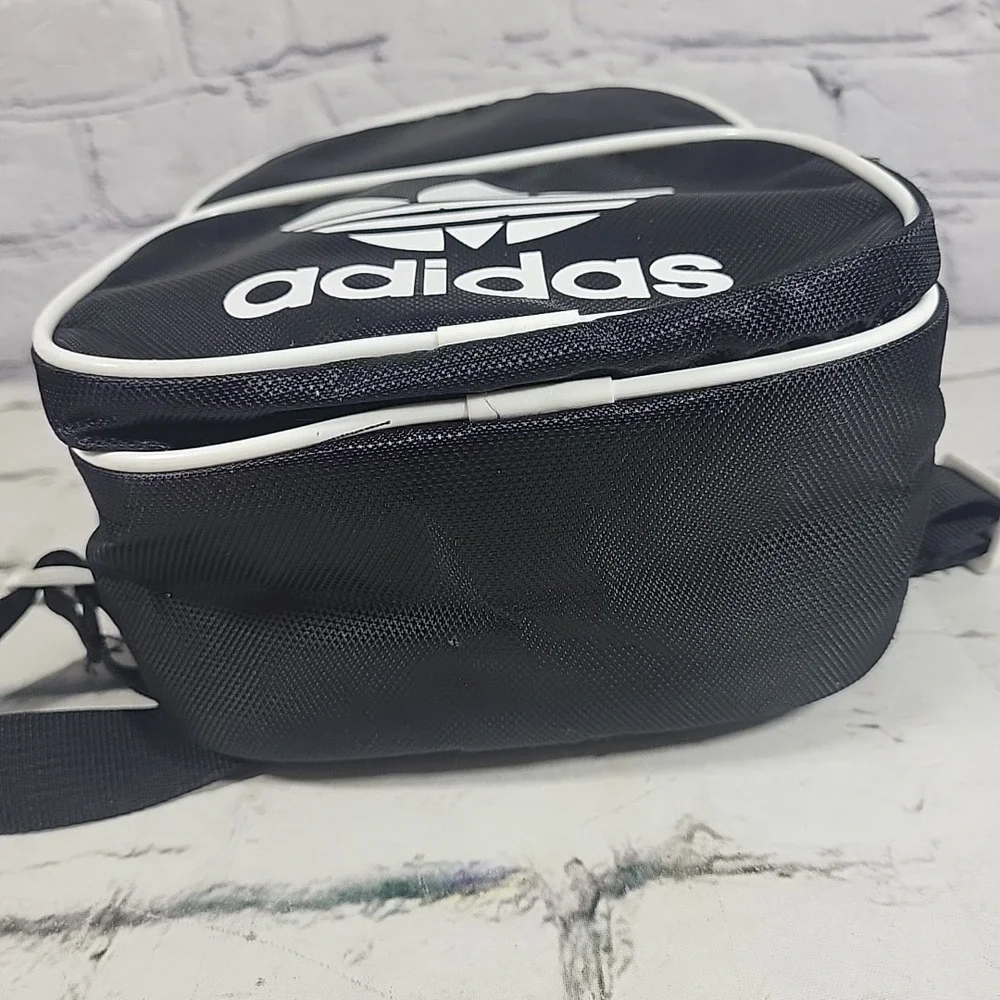 Adidas Originals‎ Santiago Black White Mini Backpack Makeup Travel Trefoil Logo